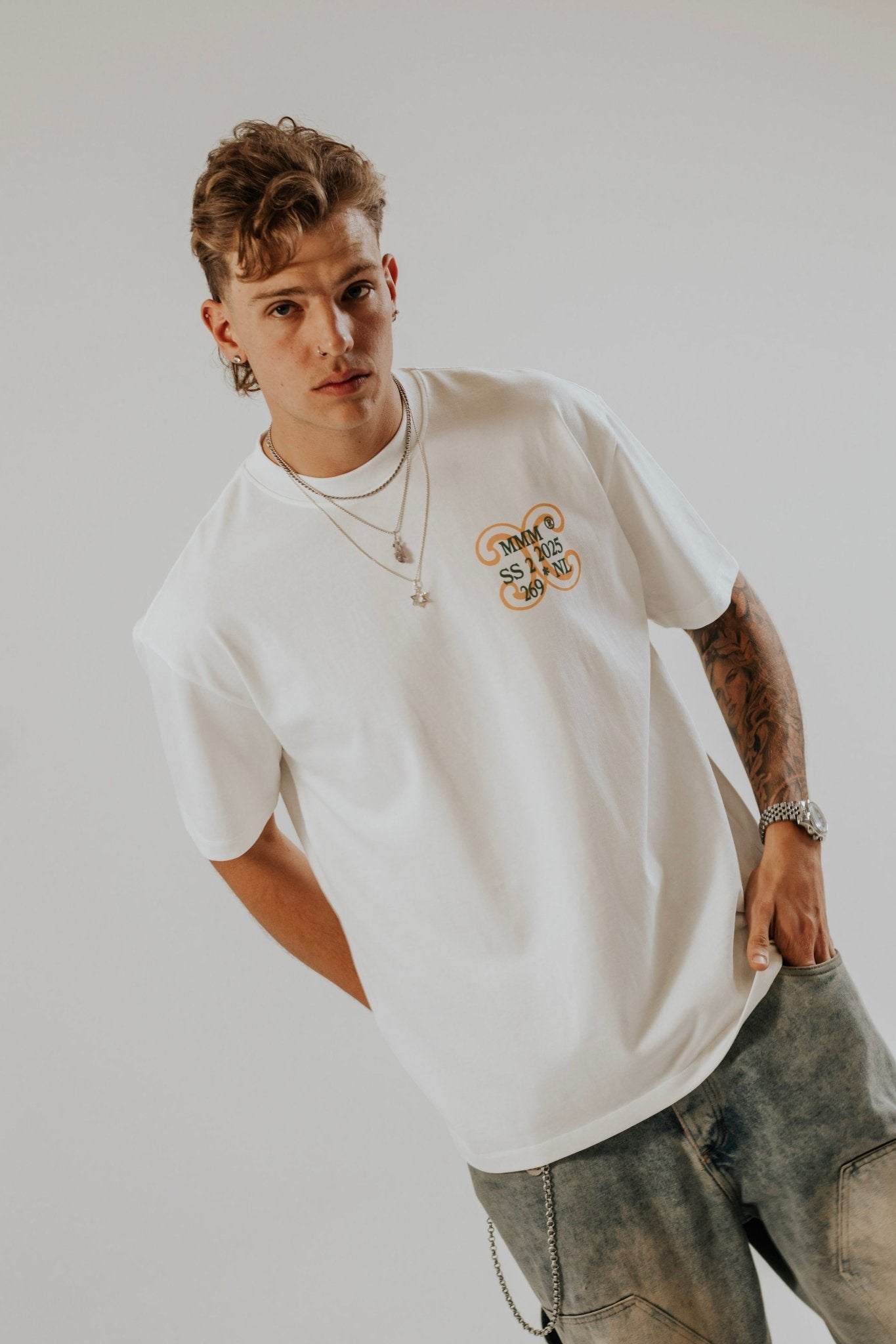 Members Only Tee - Maison Du Cygne