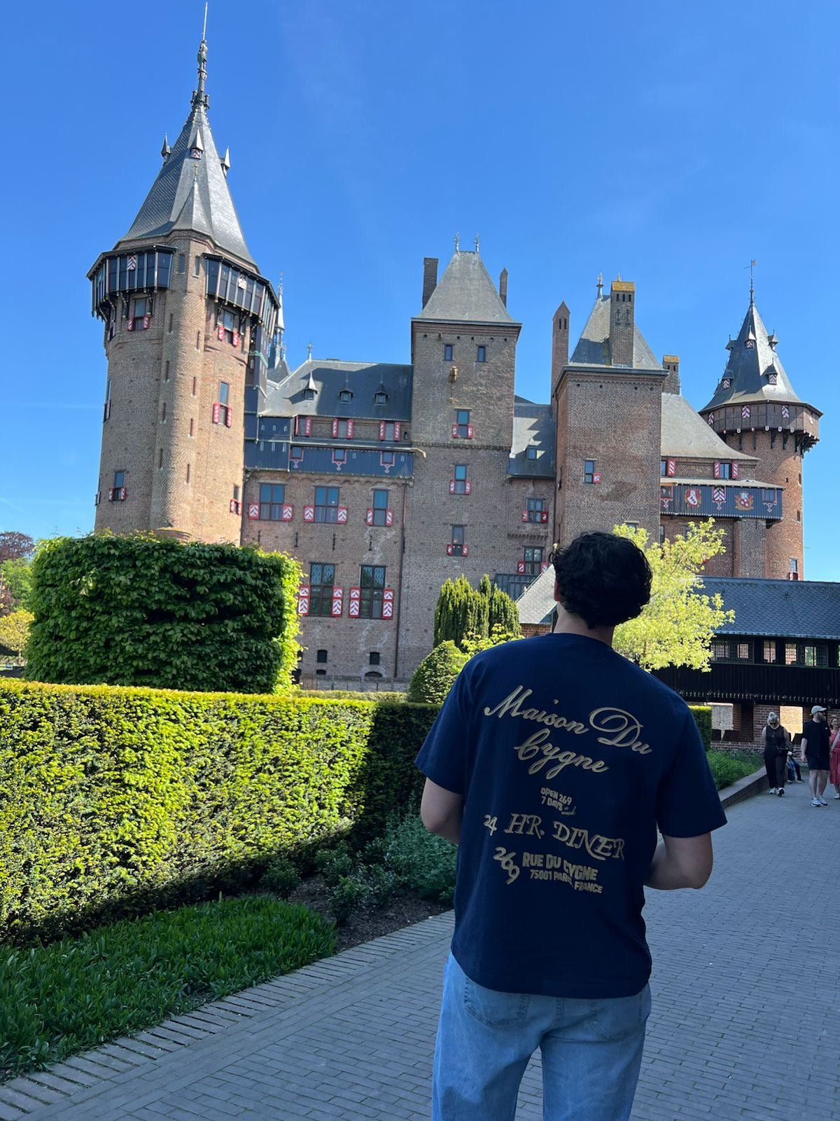 Grand Réserve Tee - Maison Du Cygne