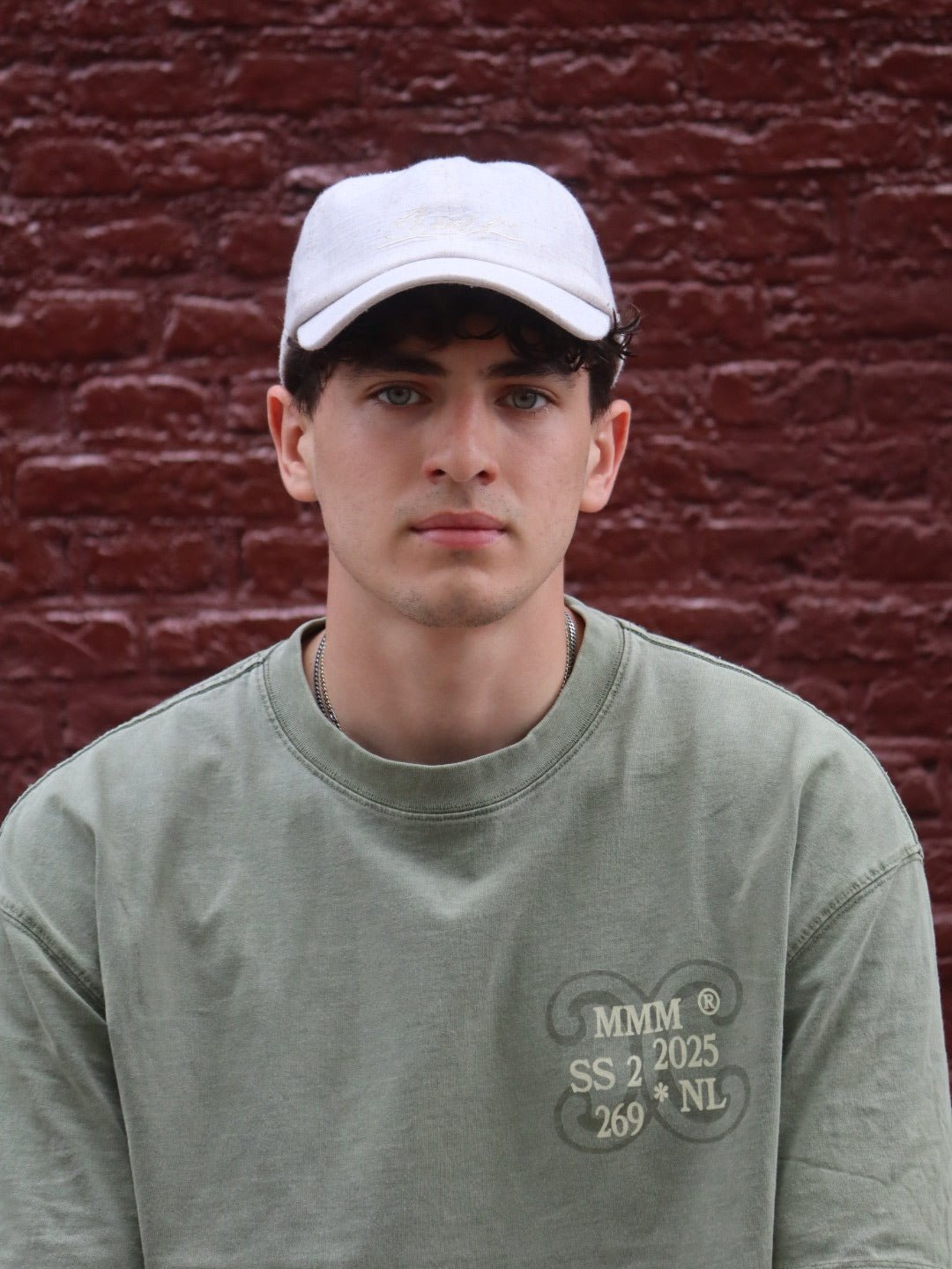 Members Only Tee - Maison Du Cygne
