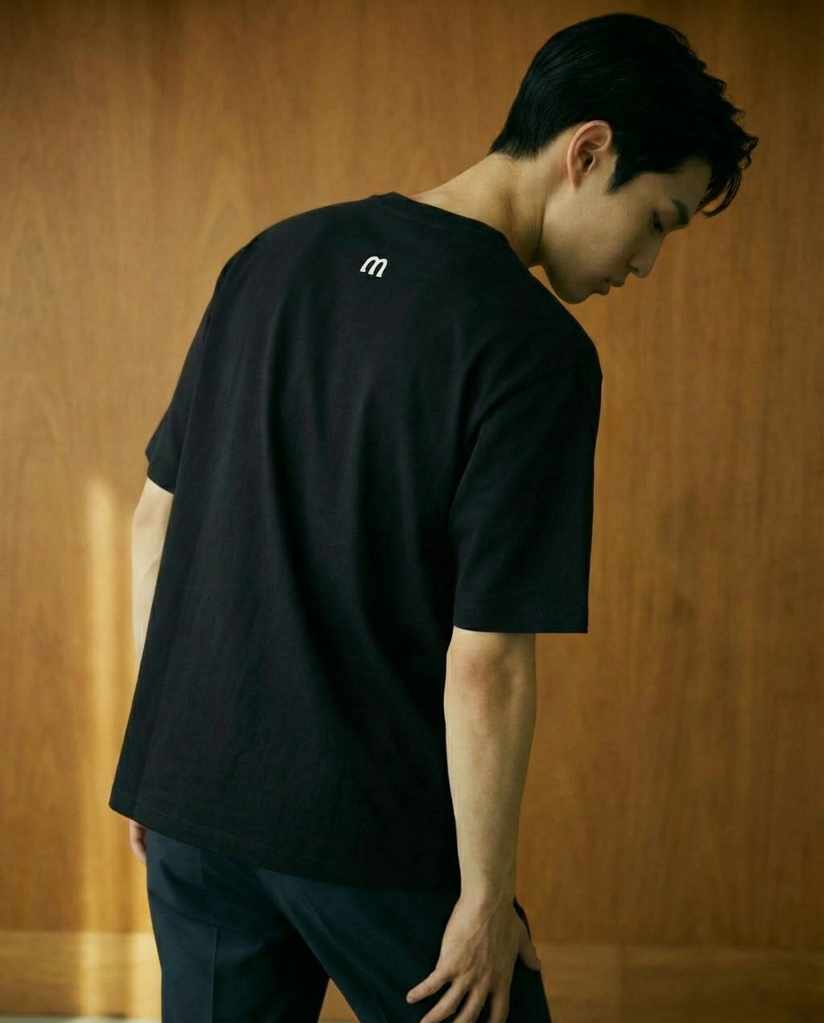 BLACK COURT EDITION TEE