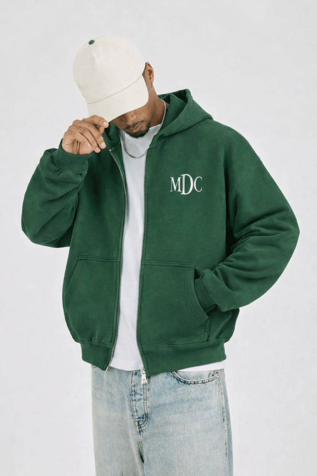 LE RACQUET CREST HOODIE - Maison Du Cygne