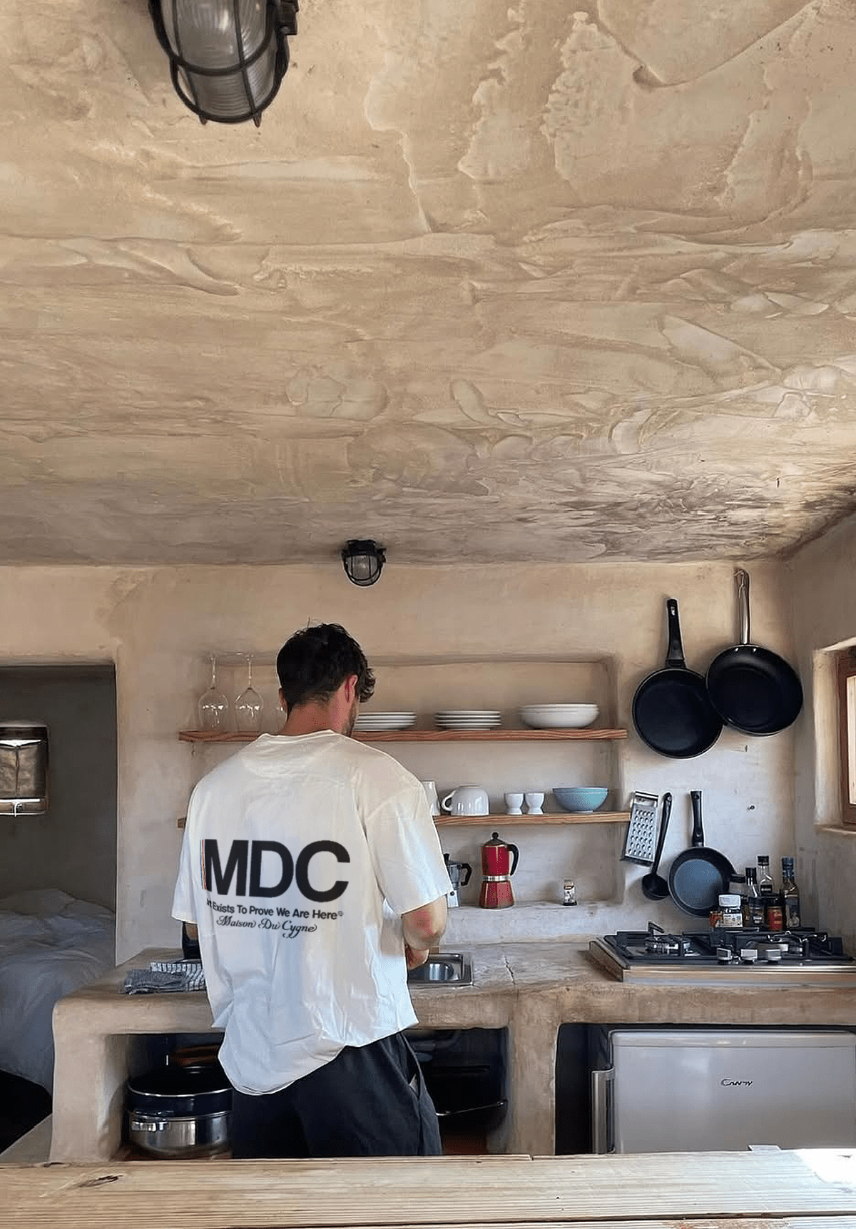 Icon Tee - Maison Du Cygne