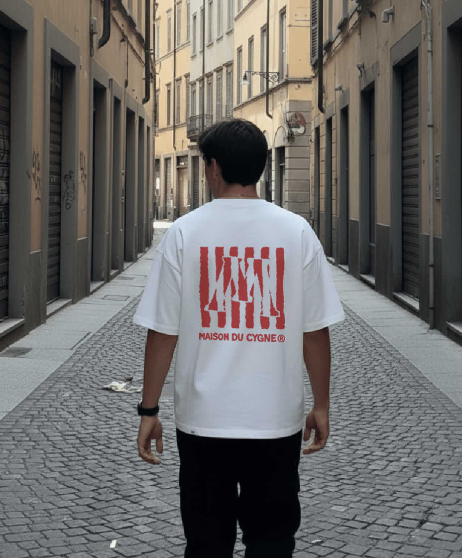 Club Standard Tee - Maison Du Cygne
