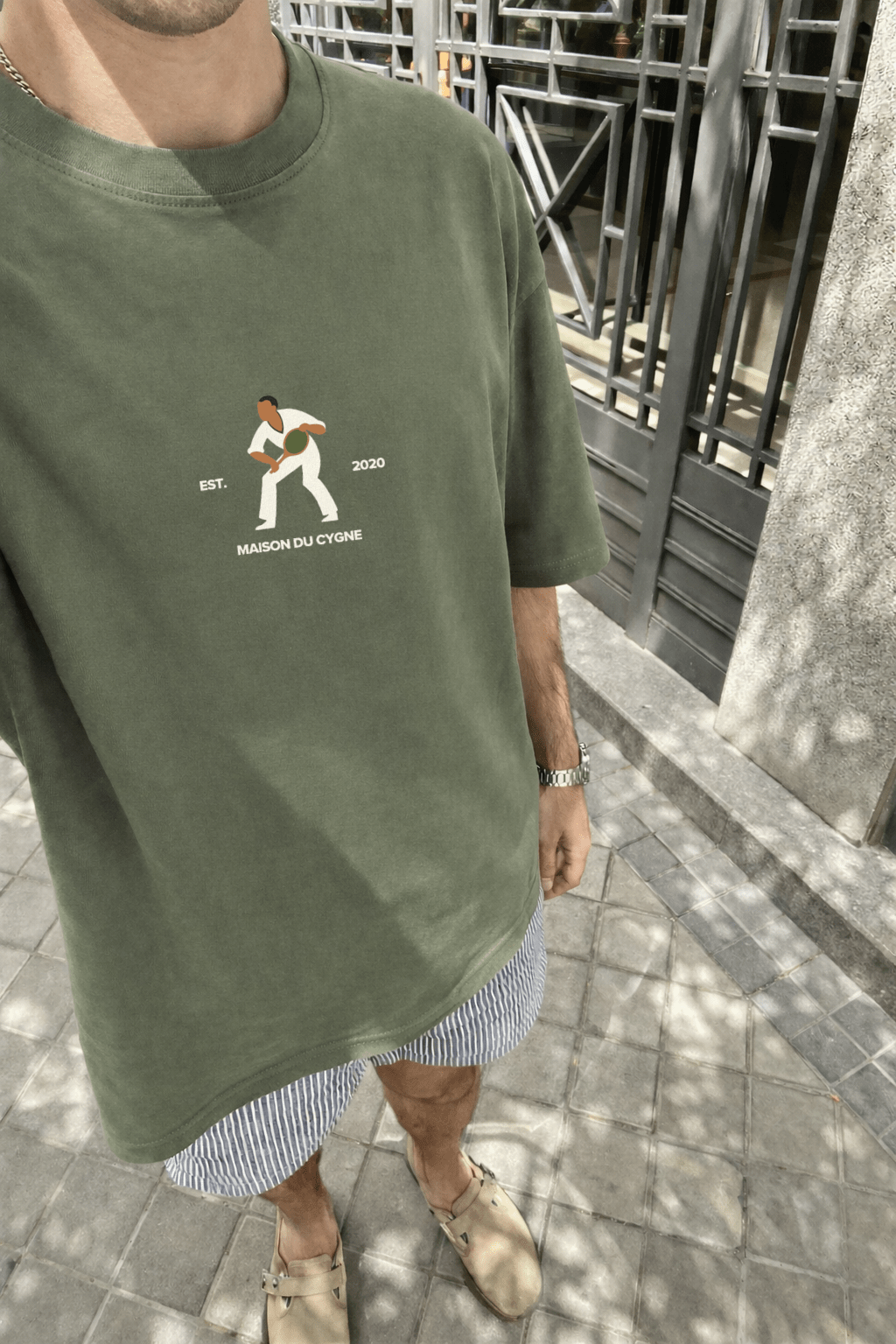 UNDERDOG™ TEE - Maison Du Cygne