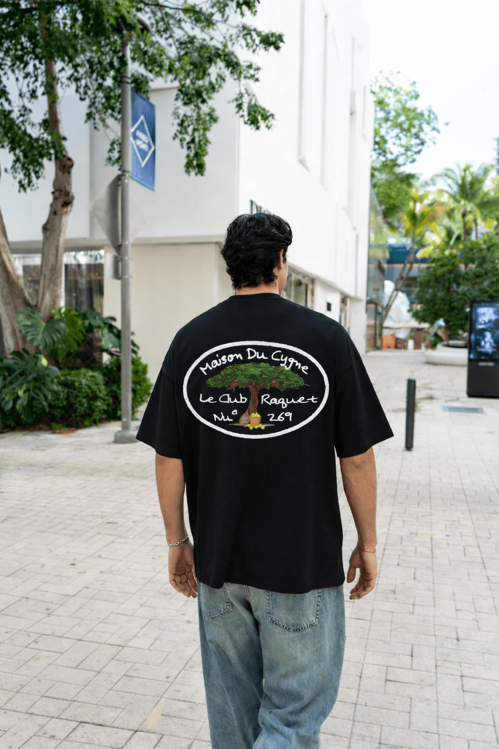 THE PINE COURT TEE - Maison Du Cygne